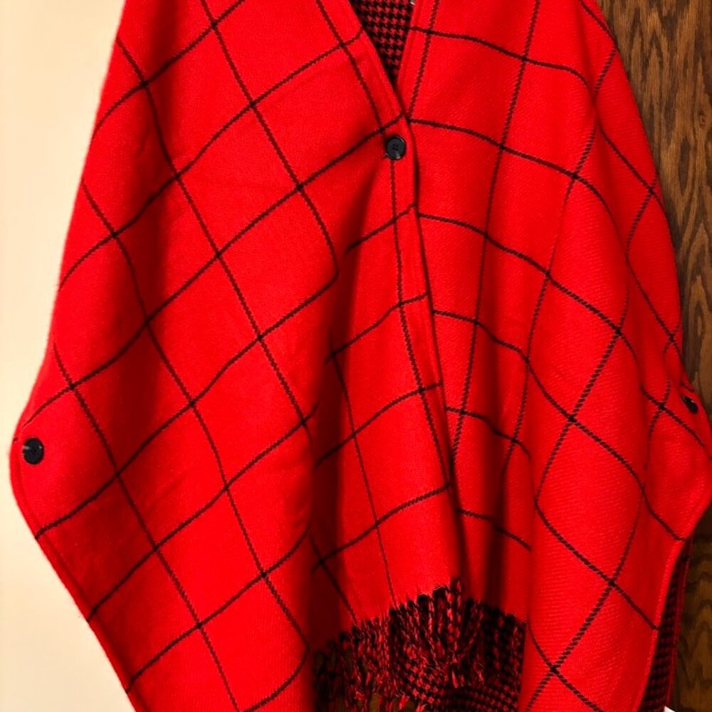 New Extra Soft and Reversible Red and Black Poncho with front Button